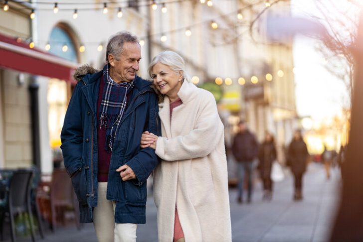 Why Music Taste Plays a Big Role in Dating Profiles of Older Ladies on Flirtini