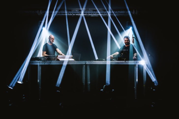 Café del Mar Launches First Artist Album With Legendary Electronic Duo Pig&Dan